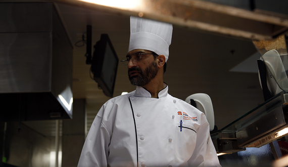 New SU executive chef works to bring healthy changes to dining halls