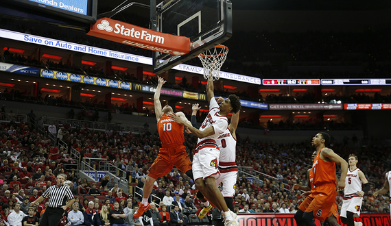 Syracuse gets dominated down low in 72-58 loss to No. 18 Louisville