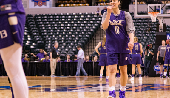 Syracuse tries to replicate game plan for lethal Washington scorer Kelsey Plum