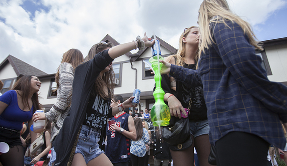 Syracuse University drops 3 spots in top party school rankings