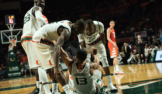 Beat writers pick Miami to beat Syracuse men&#8217;s basketball