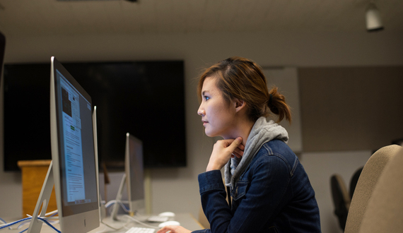 This senior finished her 50,000 word novel by turning it into a video game