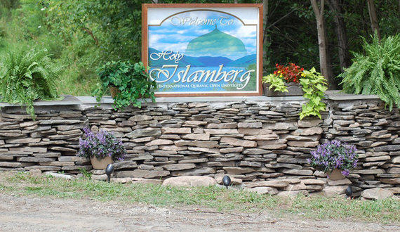 A mysterious sheikh, an isolated compound and a bomb threat: Islamophobia in upstate New York