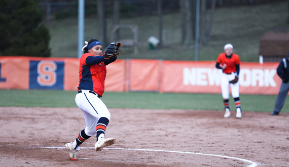 Syracuse completes the sweep against Pittsburgh with 7-3 win