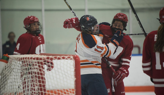 For sophomore forward Kelli Rowswell, hockey is all in the family