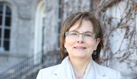 English professor named University Professor, the 1st in the humanities division