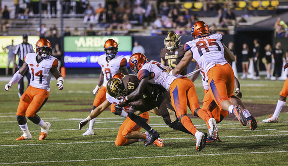 Syracuse is still struggling to pressure the quarterback