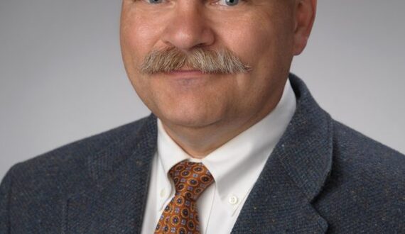 Chris Johnson named associate provost for academic affairs