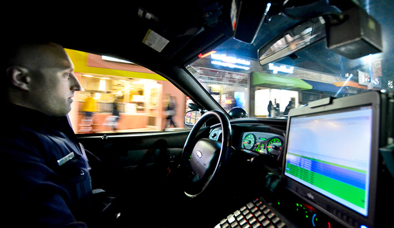 Police officers should wear body cameras