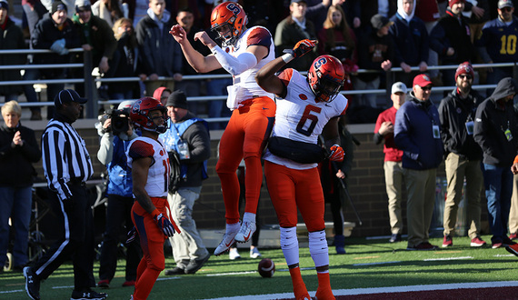Strickland’s big day, Dungey’s 6 scores lead Syracuse over Boston College