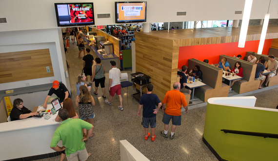 Romaine lettuce removed from SU dining halls