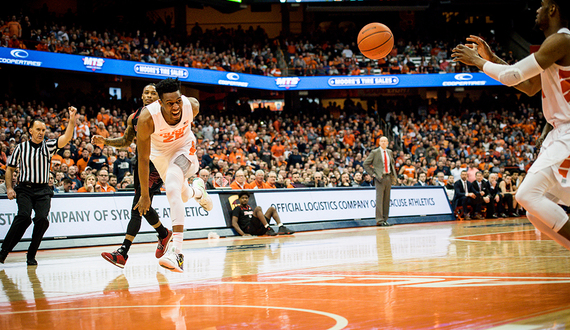 Tyus Battle embraces playmaker role to lead Syracuse past No. 18 Louisville