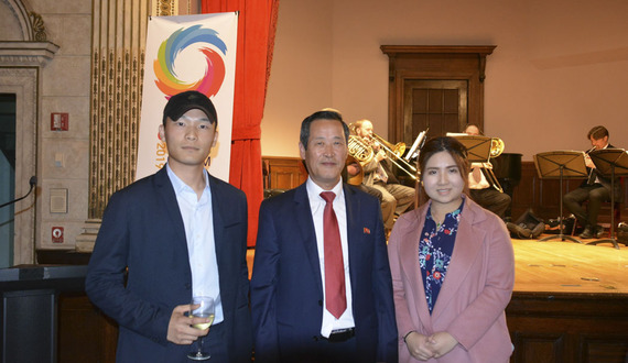 SU students attend diplomatic peace forum on Korean conflict