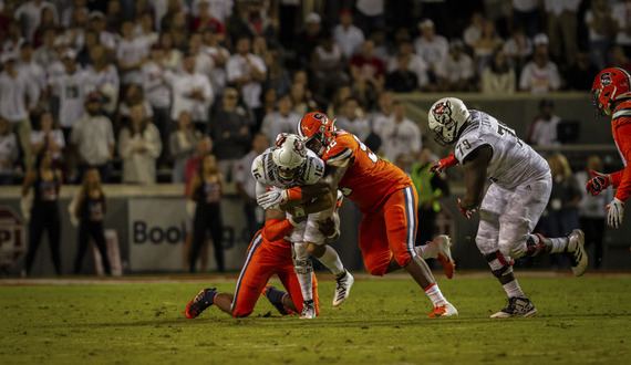 Syracuse defense does &#8216;more than enough&#8217; in 16-10 loss to NC State