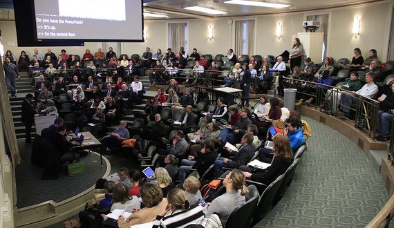 Questions over Syverud’s remarks, free speech working group dominate Senate discussion