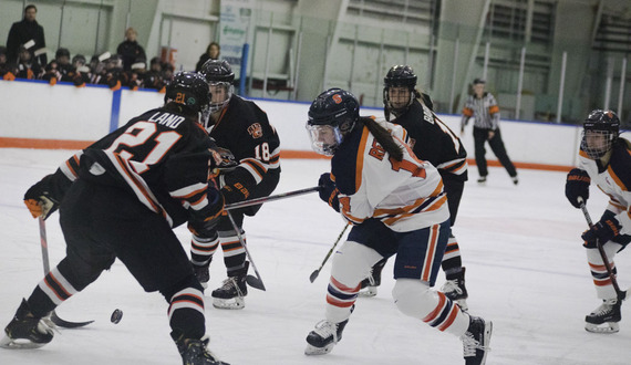 Syracuse loses to RIT, 7-4, despite doubling Tigers in shots