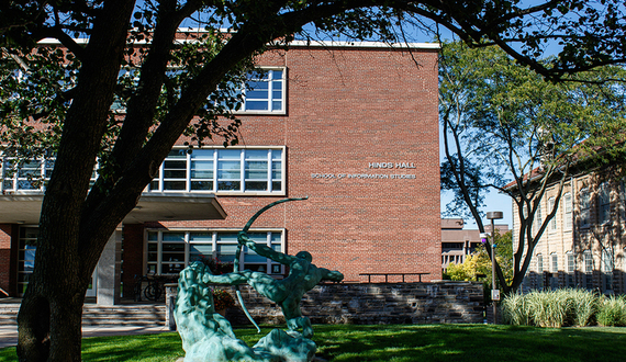 Raj Dewan appointed dean of SU’s School of Information Studies