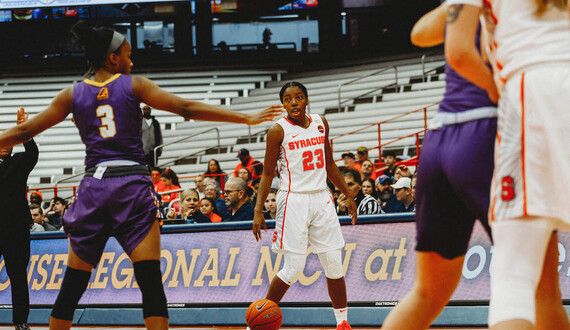Kiara Lewis named National Player of the Week, Syracuse remains unranked