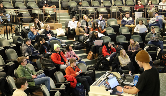 Student Association urges SU to acknowledge protester treatment