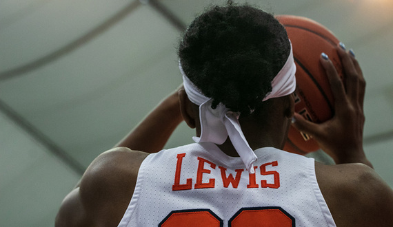 ‘A different level’: Kiara Lewis exceeds SU’s expectations this season