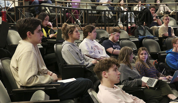 SA working with campus committees to reform SEM 100