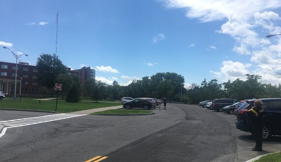 Students move into Syracuse University dorms, begin 14-day quarantine
