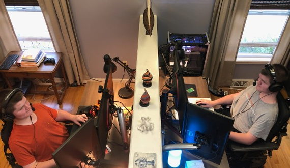 SU twins among those making esports accessible for people with disabilities