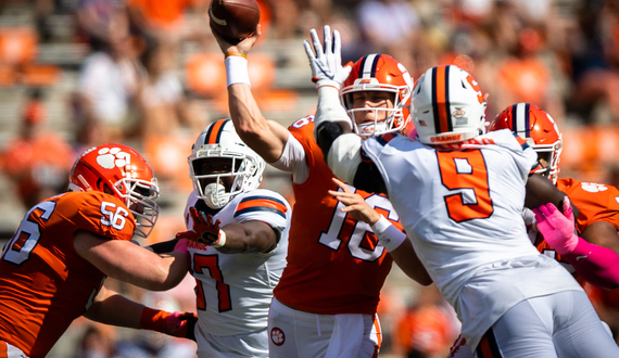 SU’s offense collapses down the stretch in 47-21 loss to No. 1 Clemson