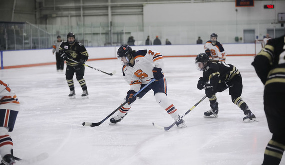 Syracuse allows goal with 0.8 seconds left in 2-1 loss to Mercyhurst