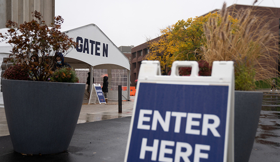 New guidelines say SU will go on ‘pause’ after 880 COVID-19 cases in 14 days