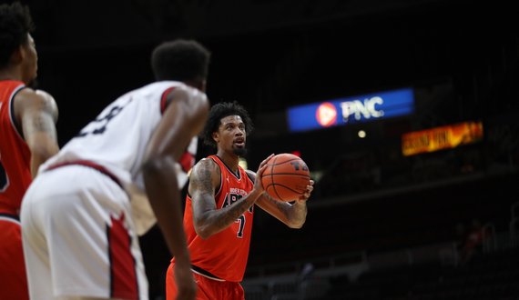 Chris McCullough, Kiefer Sykes lift Boeheim’s Army over Team Heartfire, 68-62
