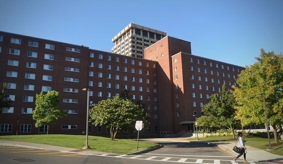 SU allows students to visit other dorms, lifts many dining hall restrictions