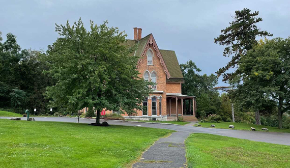 Pathway Program offers students chance to attend SU after 1 year at Wells College