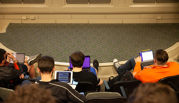 SA establishes committee that will review SU’s diversity and inclusion plan