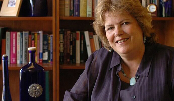 Falk dean Diane Murphy celebrated for over 40 years of commitment to SU