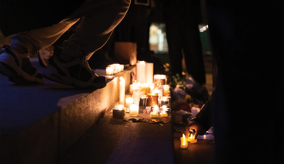 Chinese SU students hold vigil for victims in Urumqi apartment fire