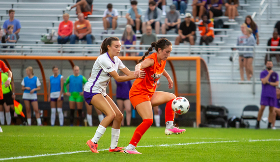Missed opportunities haunt Syracuse women’s soccer in 2-1 loss to Niagara