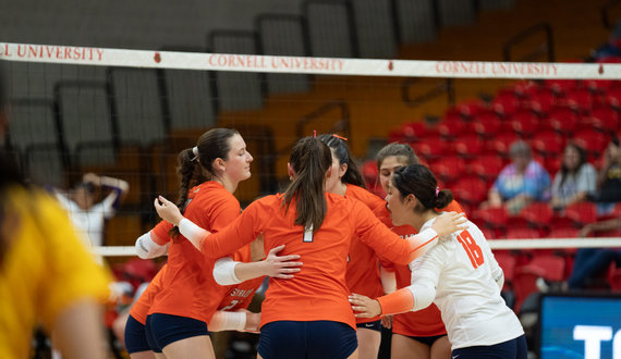 Syracuse volleyball sweeps UAlbany for 2nd straight win, improves to 2-2