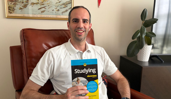 SU alum wrote ‘Studying for Dummies’ to help you view learning differently