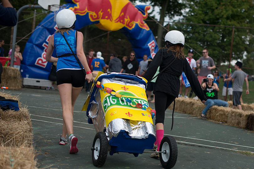 Kappa Kappa Gamma used a modified trash can as its chariot.