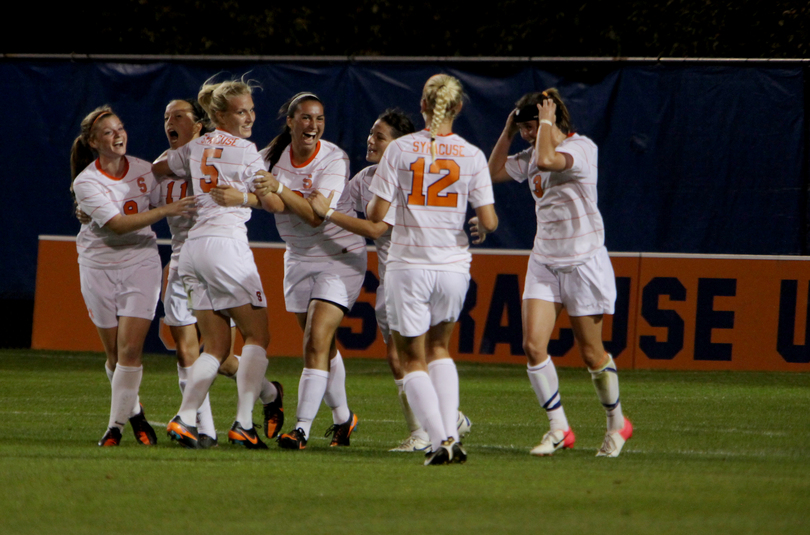 Firenze scores game-winning goal in final minute of regulation to propel Syracuse over Connecticut