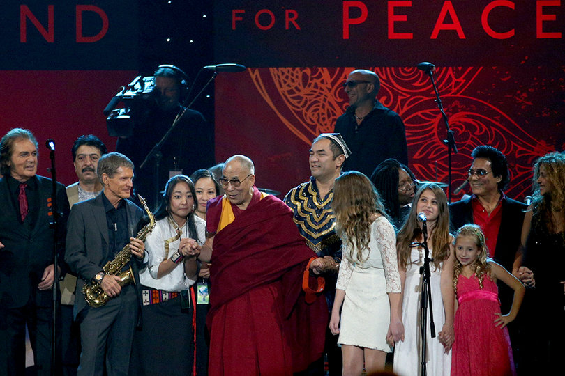 One harmony: Star-studded concert promotes peaceful ideas to wrap up two-day symposium