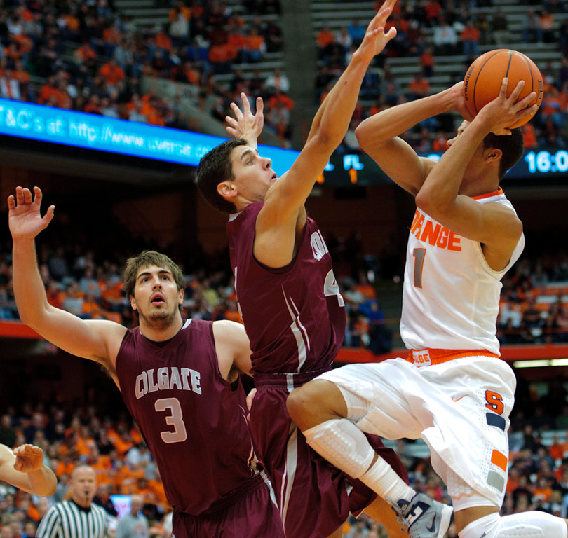 POINT OF ATTACK: Carter-Williams’ 13 assists create ample scoring opportunities in Syracuse’s 87-51 rout of Colgate
