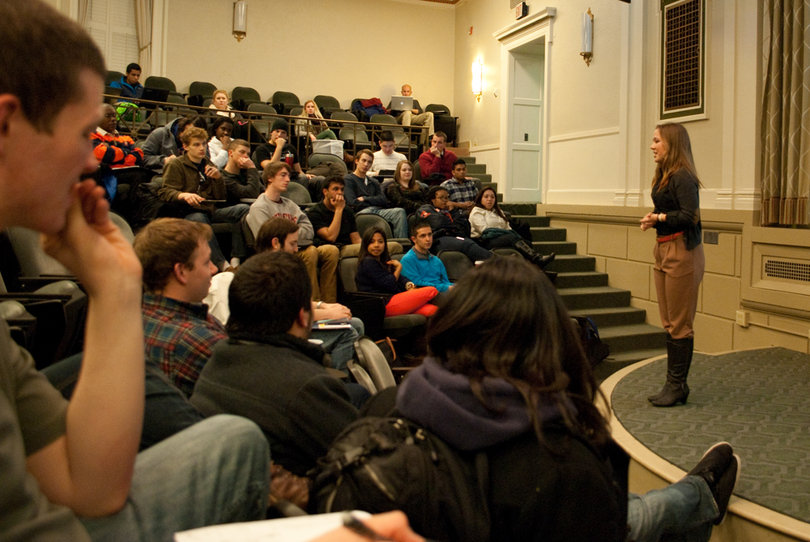 At the Student Association meeting Monday night various committees updated the general assembly on what they have been working on this semester.
