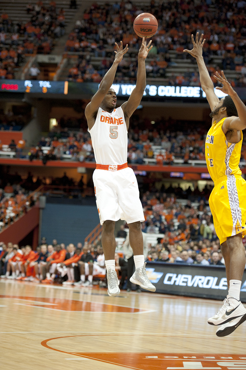 Syracuse overcomes usual deficiencies to cruise past Alcorn State 57-36