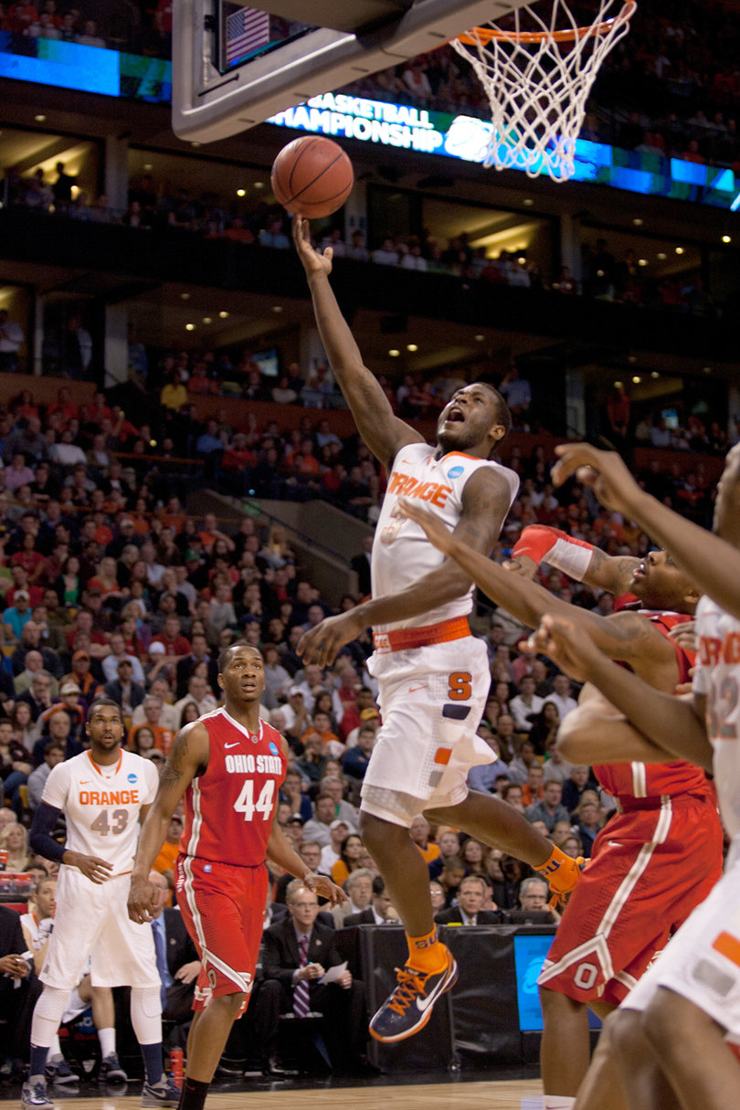 1: Men’s basketball reaches the Elite Eight.