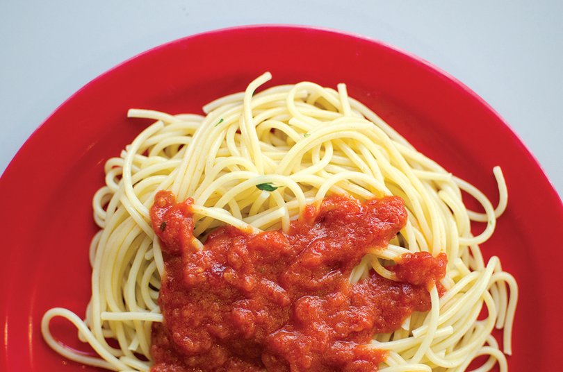 Spaghetti with marinara sauce