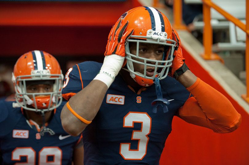 Durell Eskridge, the reigning ACC Defensive Back of the Week, focuses prior to kickoff. 