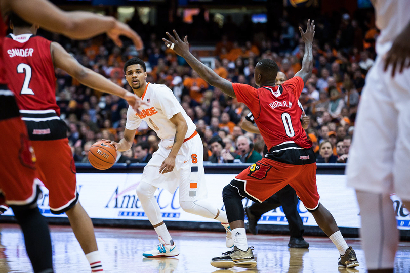Gbinije contributes on both ends of floor in win over No. 12 Louisville