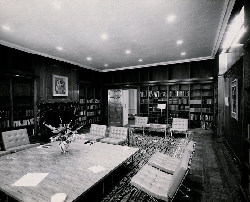 Joseph Lubin purchased the brownstone on the Upper East Side for the purpose of donating it to Syracuse University. 